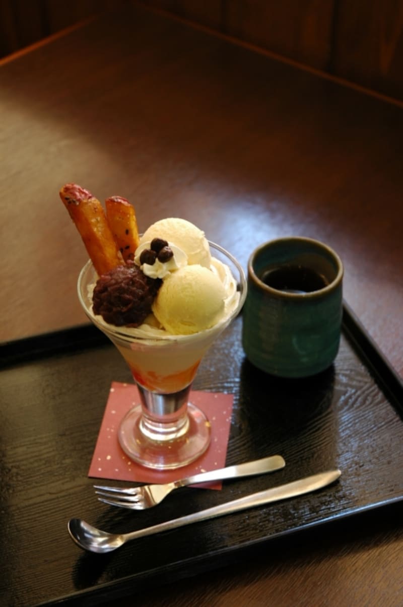 「お芋の和パフェ」も小江戸らしい人気メニュー。