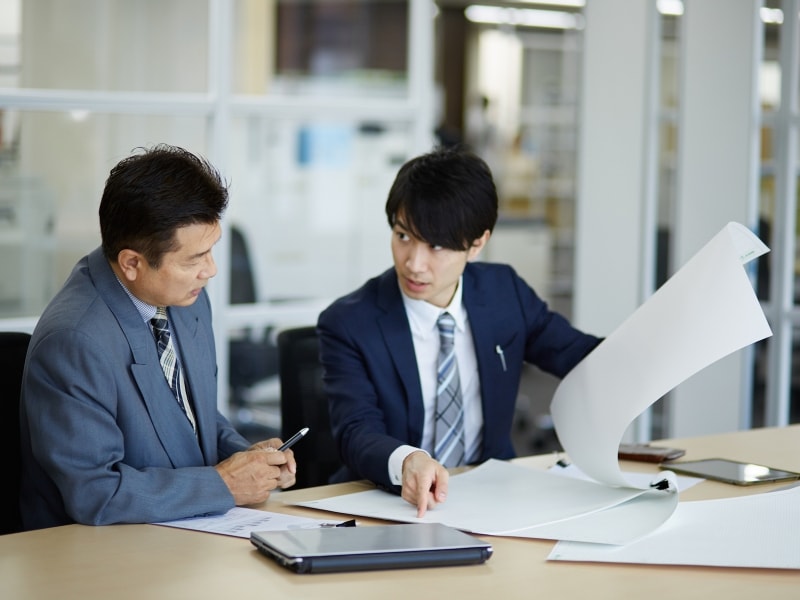 自然光と照明では、色の見え方が違います。