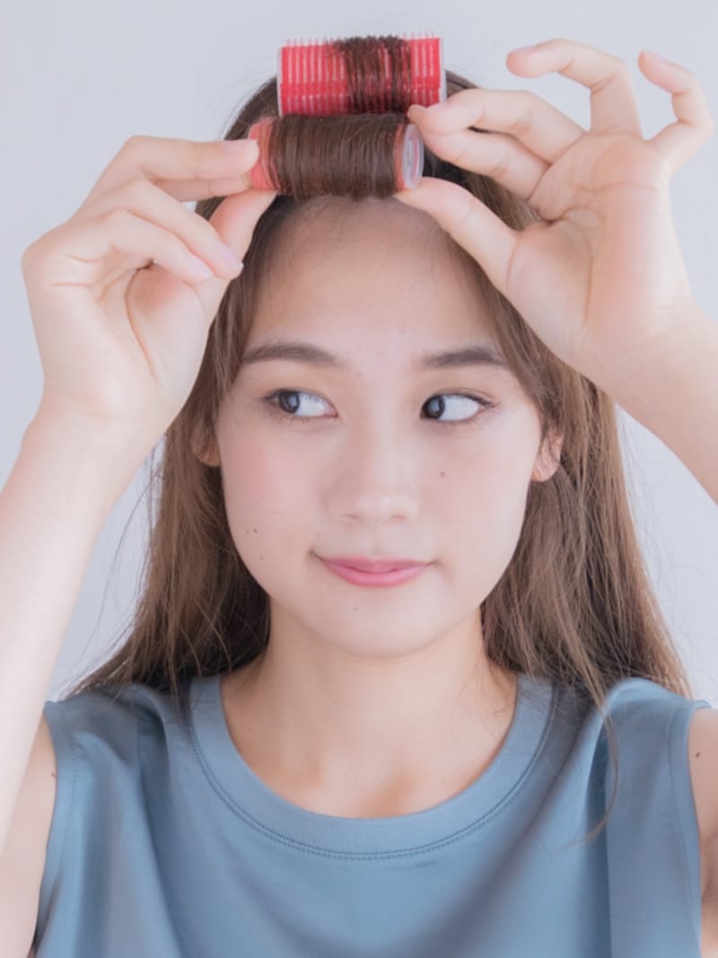 24ミリのカーラーで1回転半巻く