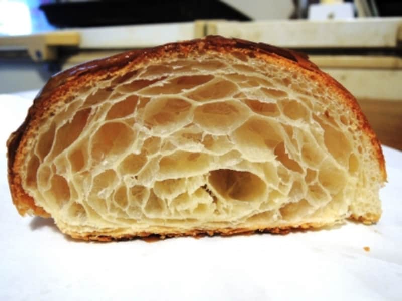 クロワッサンの断面
