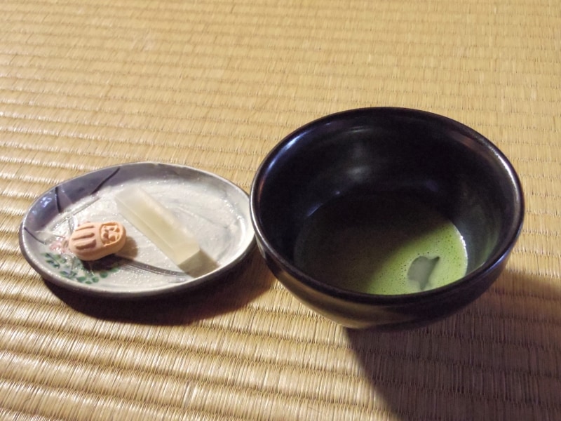 抹茶とお菓子