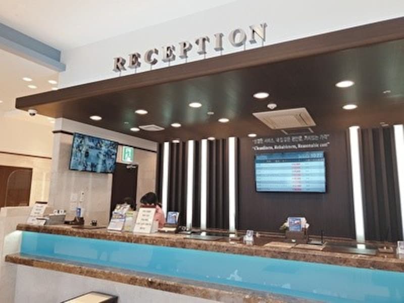 東横イン東城路店7階フロント