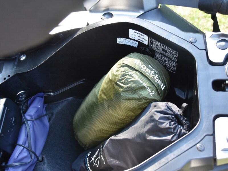 X-ADVのラゲッジスペースundefined最近の小型テントやキャンプ用の椅子なら余裕で収納可能