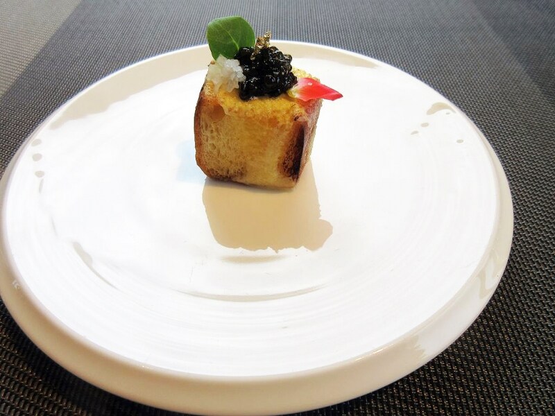 The Grill on 30th キャビアブリオッシュ