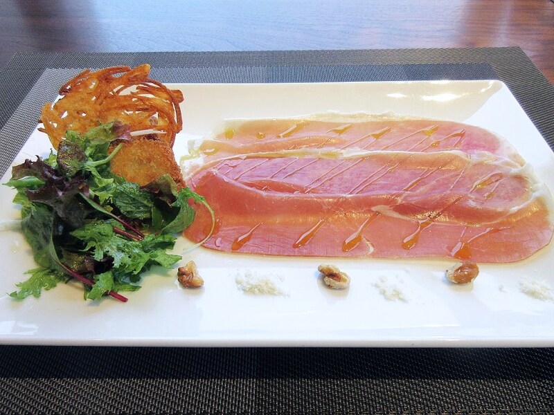 The Grill on 30th 豚足のクロケット/生ハム/緑黄色リーフ/胡桃ドレッシング
