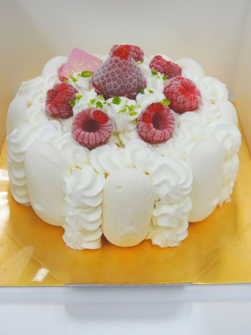 「カフェタナカ」のアントルメグラッセ「ヴァシュラン・バニーユ」（税込3,510円undefined※送料別）