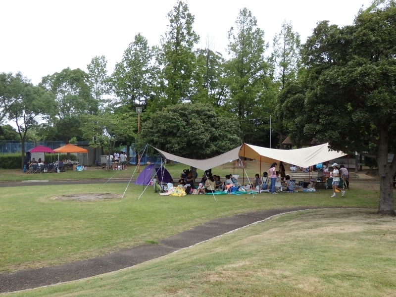 しらこばと運動公園内のBBQ場