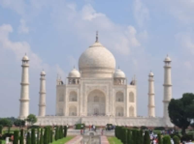 インド