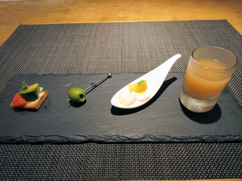 シュヴァル・ドゥ・ヒョータン アミューズ