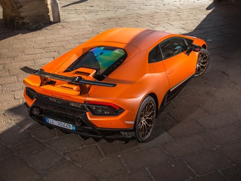 ランボルギーニウラカンペルフォルマンテ