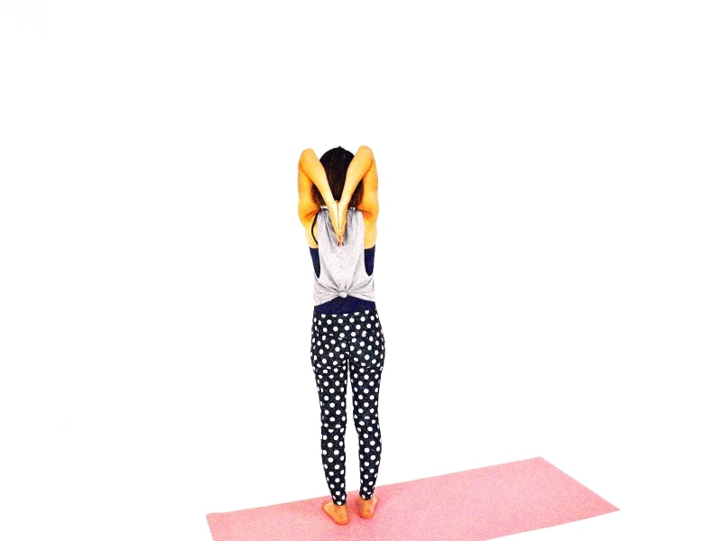 体側伸ばしエクササイズ（後ろ）undefined指先を下に向け、肩甲骨に添えます。肩が上がり過ぎないように注意。