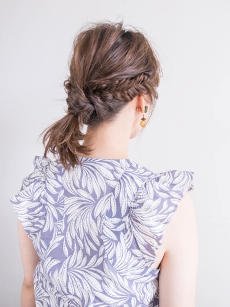 暑い日に！伸ばしかけボブに似合う簡単ヘアアレンジ