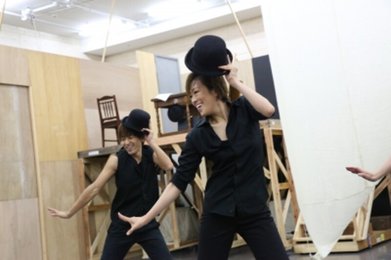 『パジャマゲーム』稽古より。撮影：花井智子