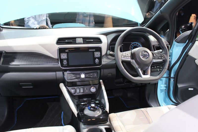 新型日産リーフ