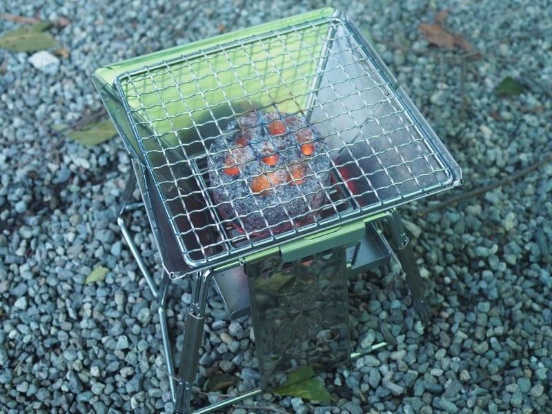 ピラミッドグリルコンパクトとエコココロゴス