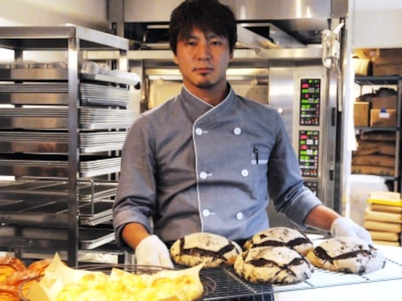 オーナーシェフの榎本哲さん