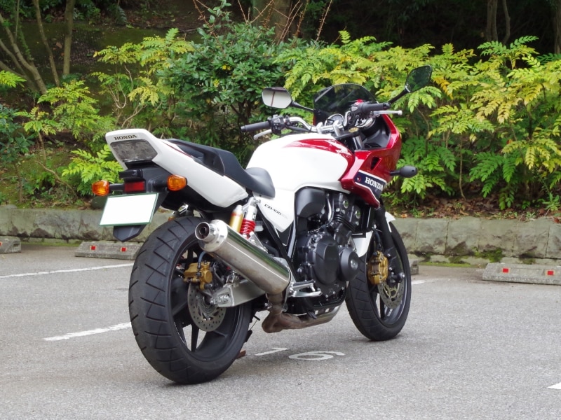 CB400SBリアビュー
