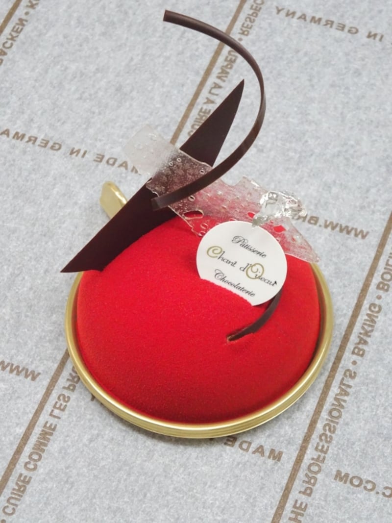 「パティスリー ショコラトリー シャンドワゾー」の「スーヴニール」(税別436円)