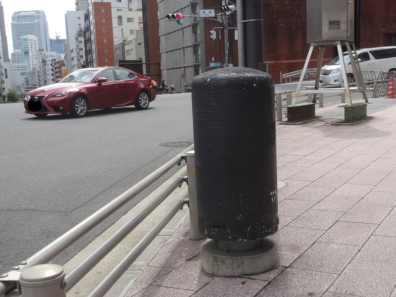 埋設された電柱となにか関係あるのか。。。