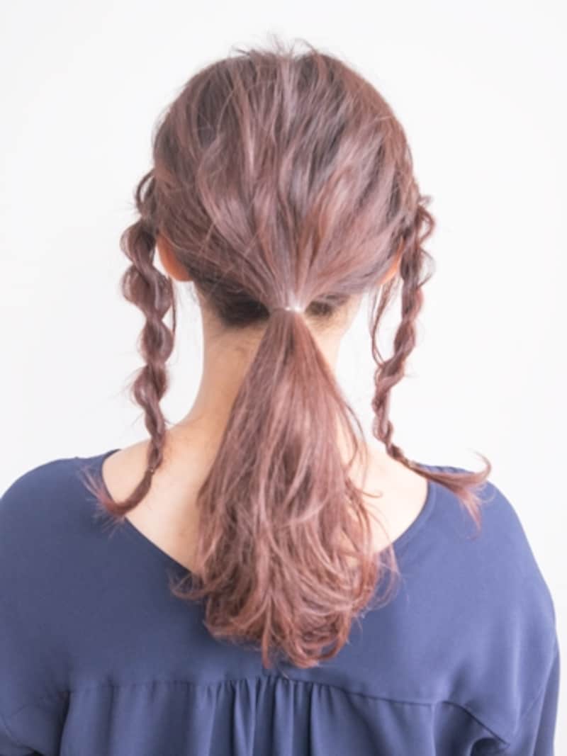 ゴムで結ぶ前に少し崩しを作っておくと可愛く仕上がる