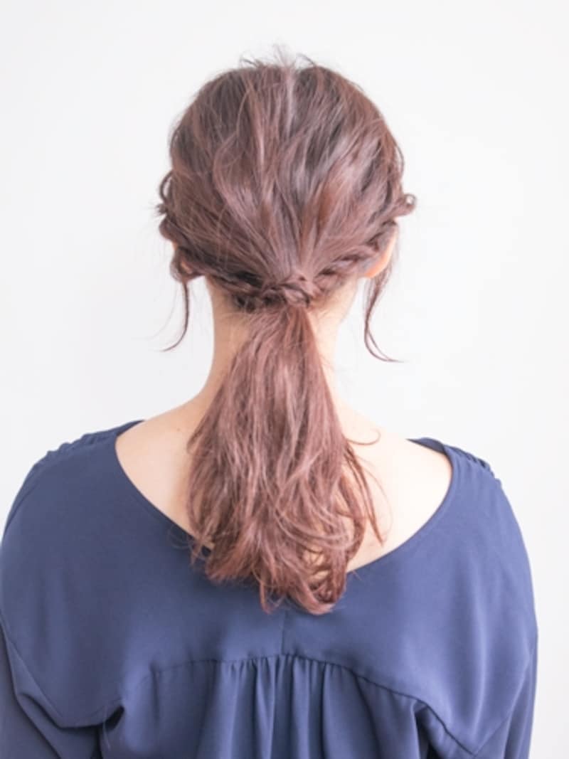 後ろから見たヘアアレンジ完成画像