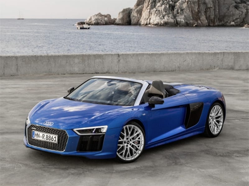 アウディR8スパイダー V10 5.2FSIクワトロ