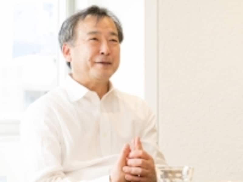 今回お話を伺った、三井ホームundefined東京中央オーナーサポート部長undefined豊島秀一さん。「今の住宅の構造は、適切なメンテナンス・リフォームをすれば100年は持つといわれています。私たちは、その期間に起きる様々な事項に対応する“ホームドクター”のような存在でありたいと思っています」