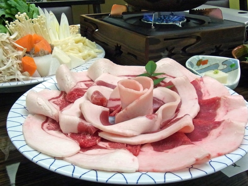 ぼたん鍋.近又.猪鍋.猪肉........................