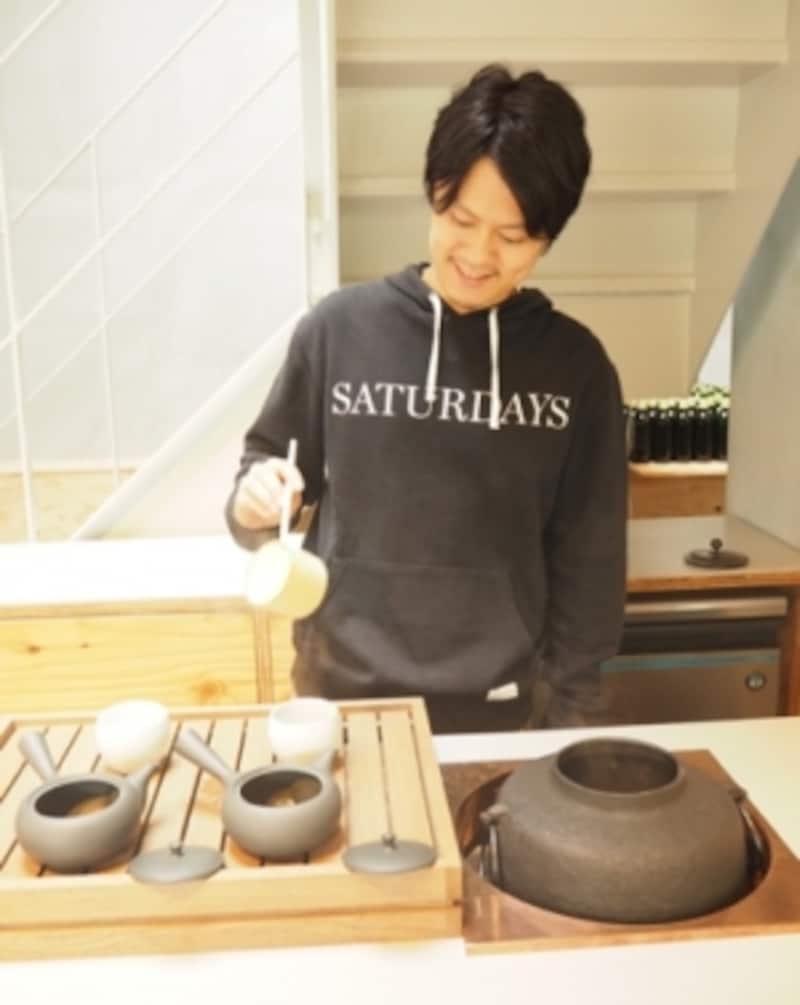 沼田さんに淹れていただきました。