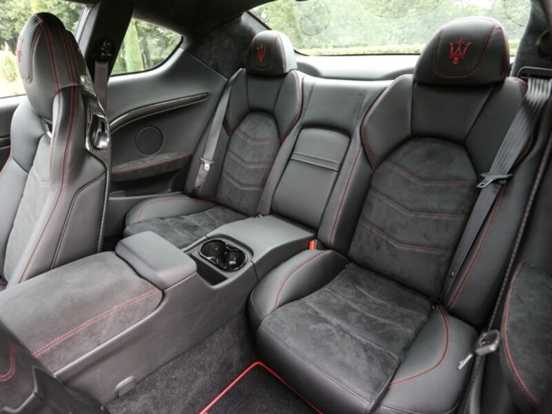 マセラティグラントゥーリズモ