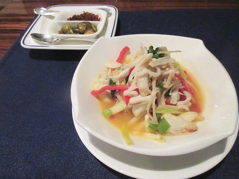 チャイナブルー 蟹肉と黄韮入り 魚のすり身麺