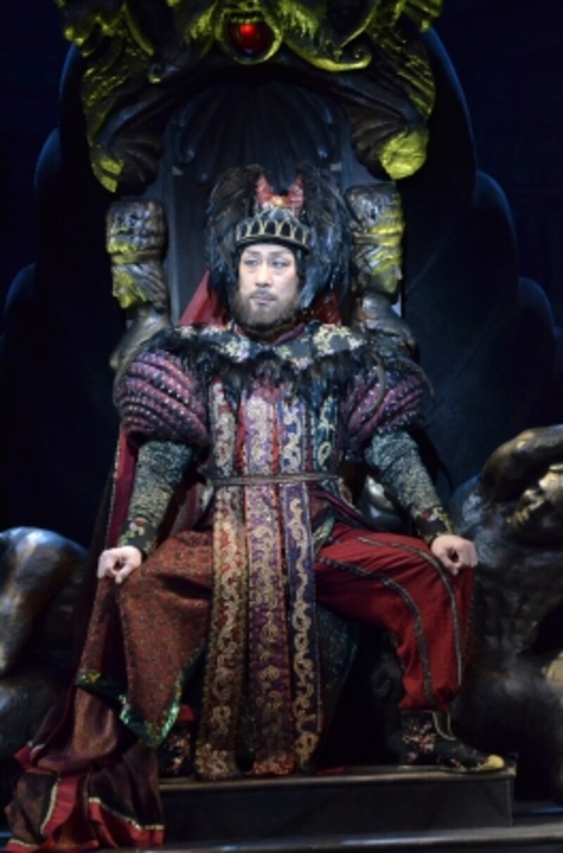 『王様の耳はロバの耳』撮影：阿部章仁