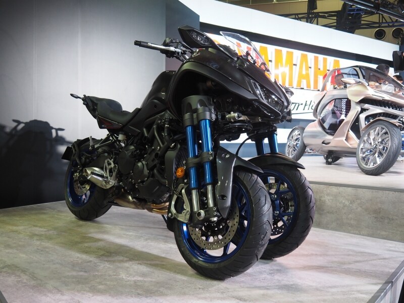 前から見たときのインパクトが半端ないNIKEN