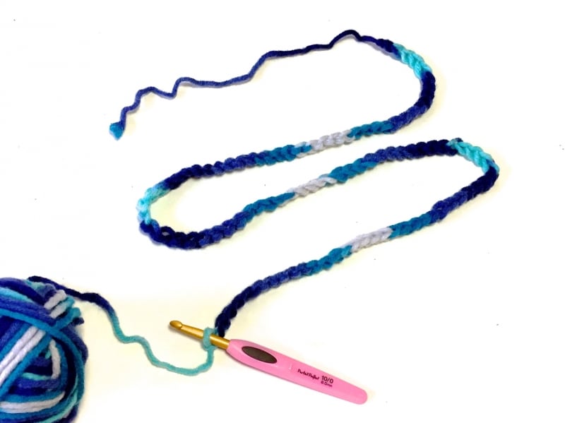 編み物、かぎ針、くさり編み、こま編み