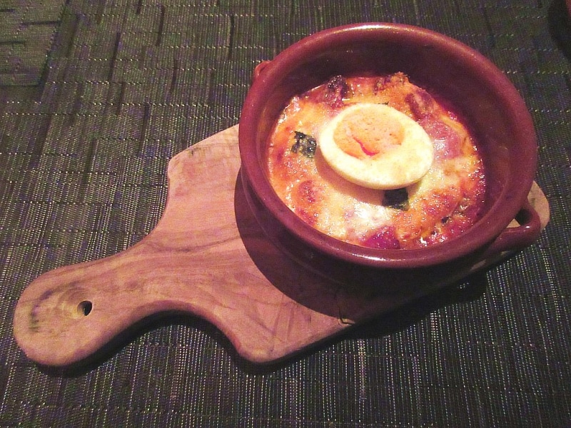 豚肉と仔牛のナポリ風ラザニア ゆで卵 ミートボール