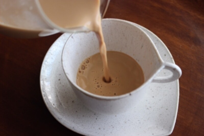 陶器のカップは保温性も高くて、冷めにくい