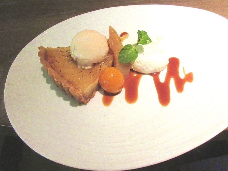 洋ナシの焼きタルト アイス