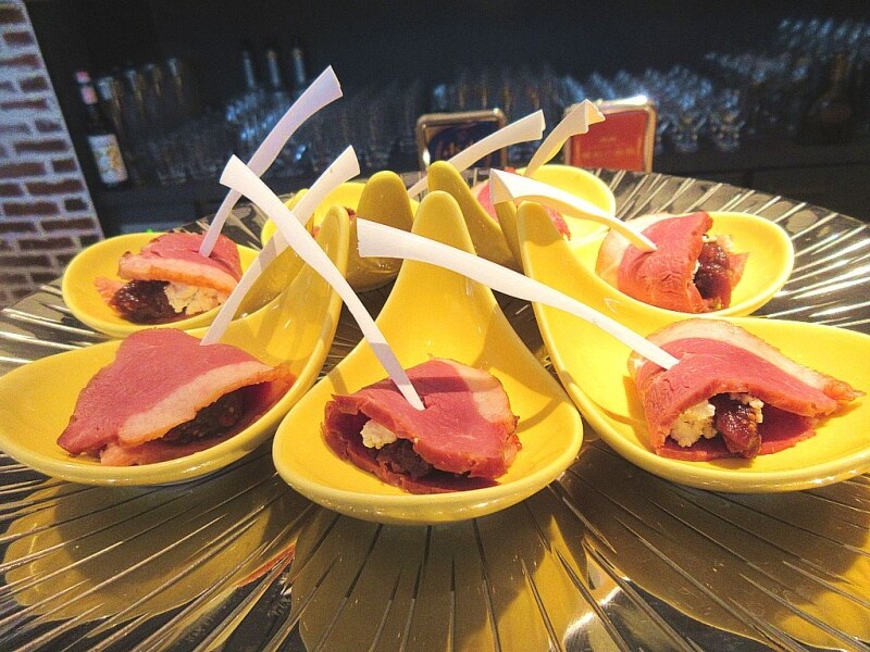 ドライイチジクの赤ワイン煮とカッテージチーズ 鴨胸肉のロースト ピンチョス