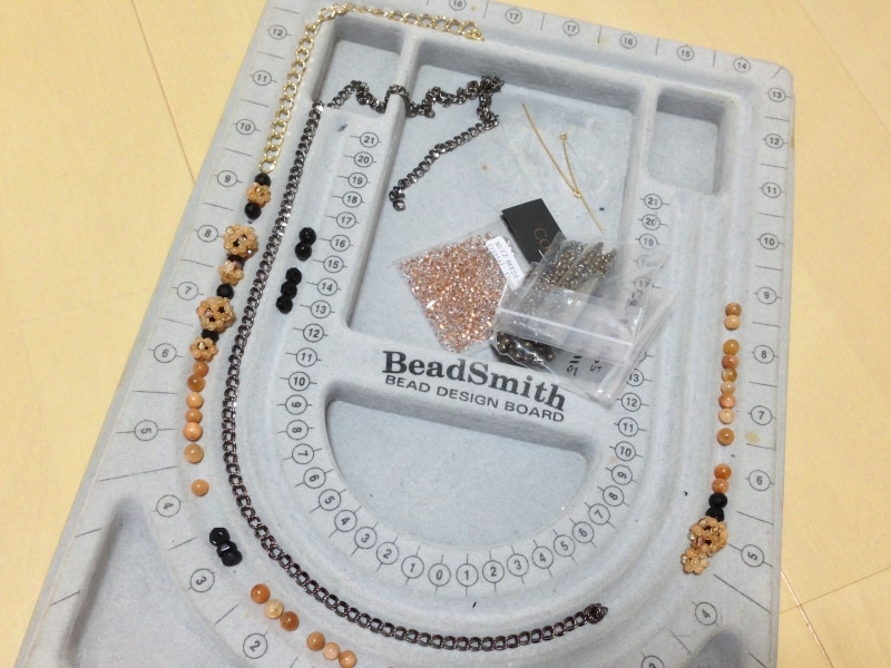 ビーズの配置を考える