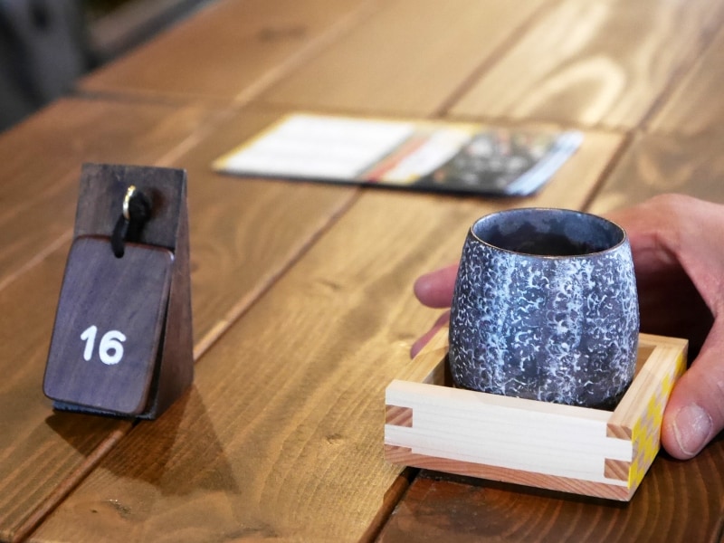 料金は290円～590円。少しずついろいろな銘柄が楽しめます（2017年11月17日撮影）