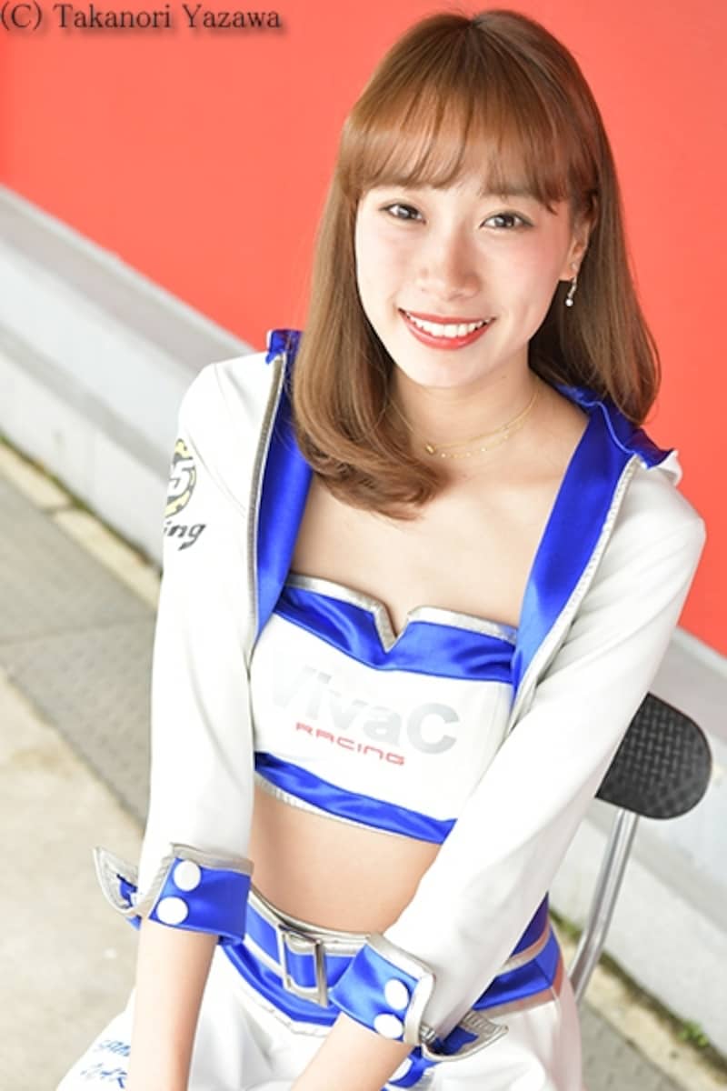 岡島彩花／Vivacious Girls