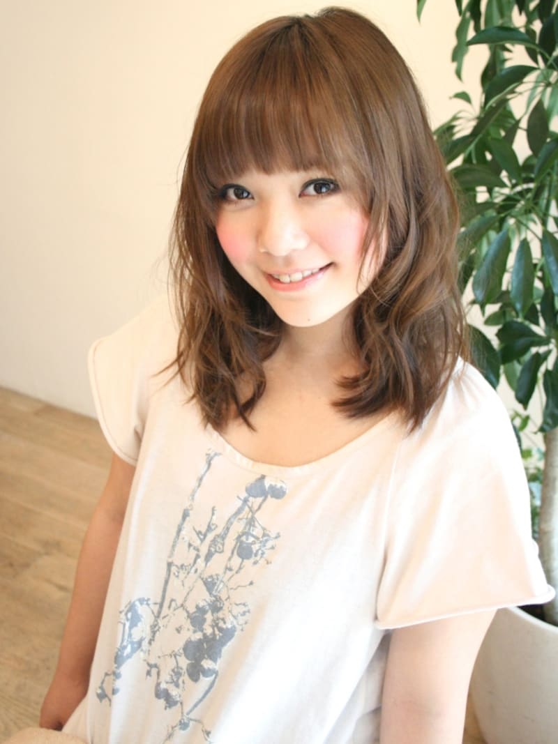 アラフォー女性に似合う！マイナス5歳の若返りミディアム