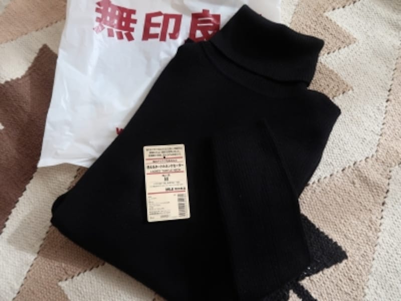 無印タートルネック
