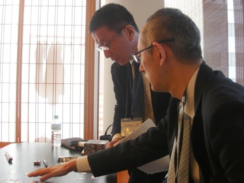 打ち合わせも真剣だ