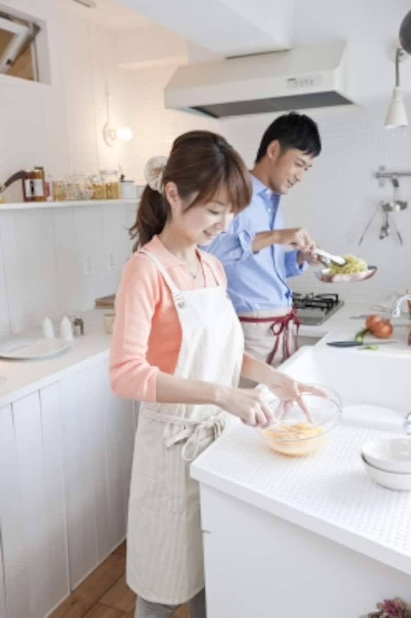 共働き家庭の食卓 家事分担で揉めない夫婦の秘密 夫婦関係 All About 共働き家庭の食卓 家事分担で揉めない夫婦の秘密 夫婦関係 All About