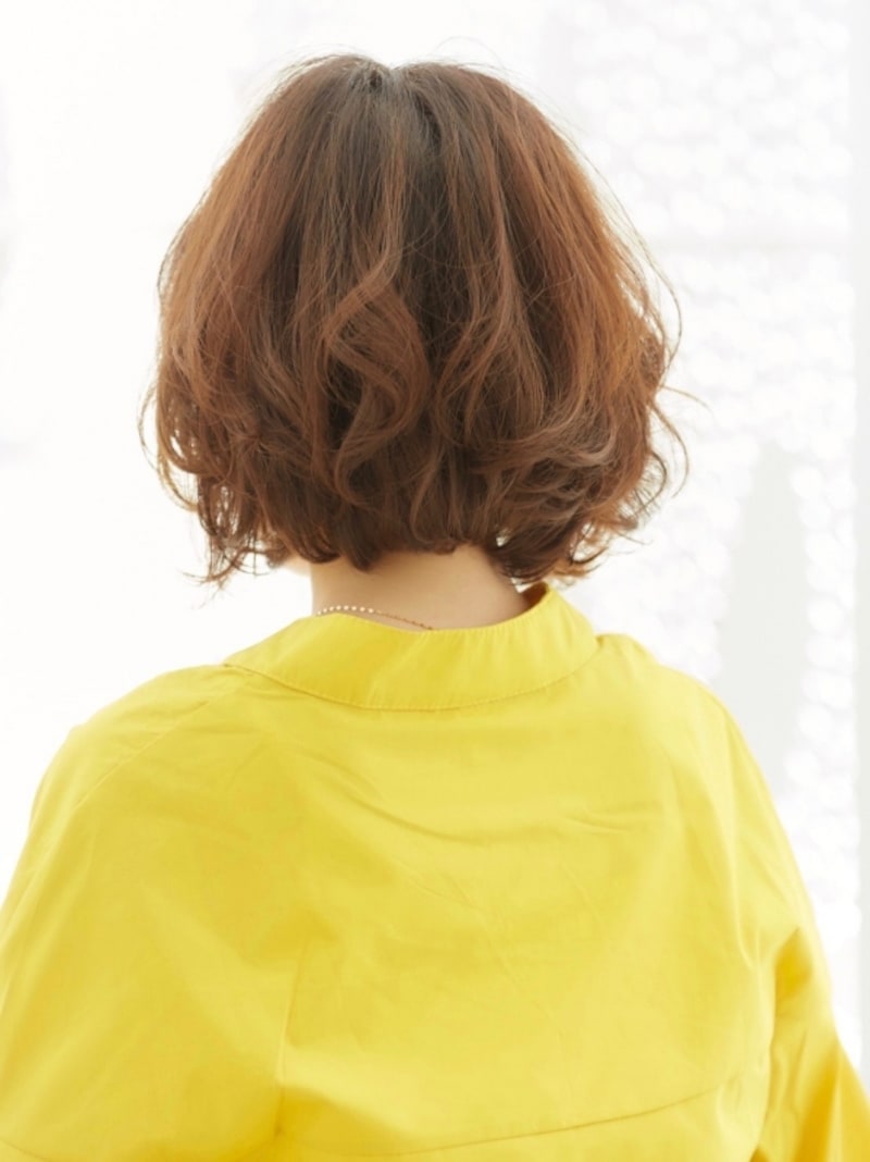 30代・40代に似合う髪型「ひし形ボブ」