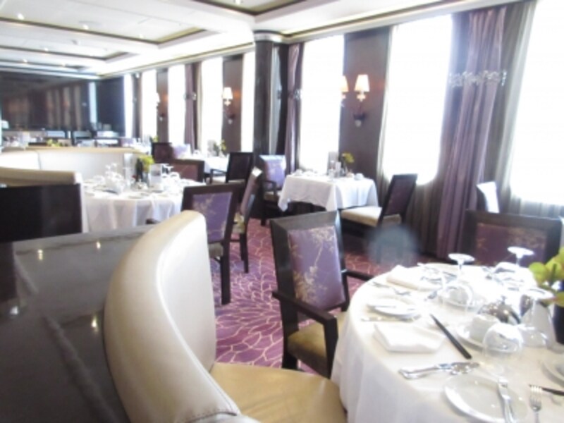 コスタ・ネオロマンチカ