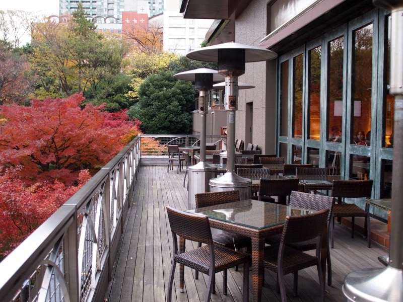 暖房やひざ掛けなども用意されている