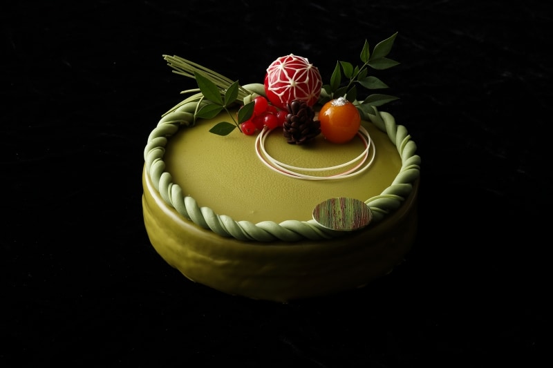 クロンヌ(限定60個) 直径18×H9cm 10,000円