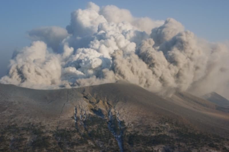 火山による噴火被害は地震保険でカバーできる